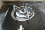 燃气灶孔径开太大了怎么办（解决燃气灶孔径过大问题的实用方法）