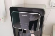 解决饮水机异常问题的有效方法（实用技巧帮你应对饮水机故障）