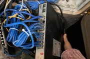 光纤断了交换机显示问题怎么解决？