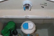 解决马桶冲水没劲的五种方法（轻松搞定马桶冲水不畅的问题）