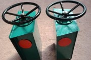 游戏机方向盘固定器的正确使用方法是什么？如何安装？