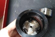 佳能5560废粉电机拆卸方法？拆卸后如何清理？