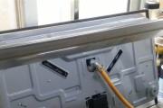 燃气灶水盘拆不下怎么办？简单步骤教你轻松解决