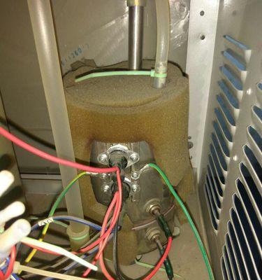 饮水机烂了如何维修（快速解决饮水机故障的方法和技巧）