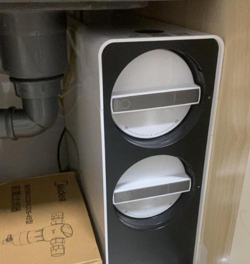 探究以美的净水器前置处理的高效净水技术（为您解析净水器前置处理的必要性和优势）