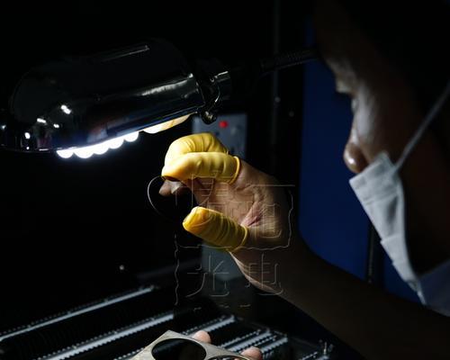 投影仪分光片故障的原因及解决方法（探究投影仪分光片故障的成因和有效修复方法）