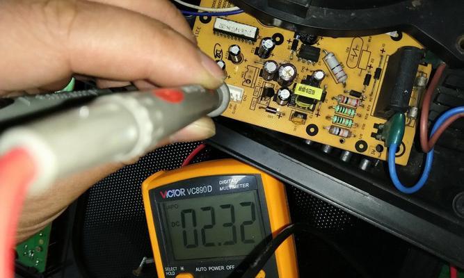 电磁炉不能定时的修理方法（解决电磁炉定时功能失效的实用技巧）