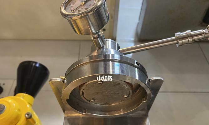 如何处理气动咖啡机故障（解决气动咖啡机故障的实用技巧）