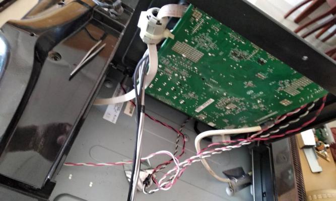 如何修理电视机（简单操作教程）