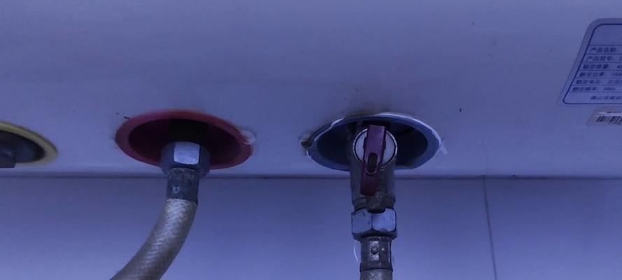 圆桶热水器漏水原因分析（探究圆桶热水器漏水的原因及解决方法）