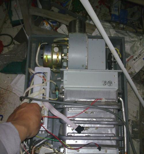 万家乐热水器打不着火的原因与解决办法（排查燃气供应问题）