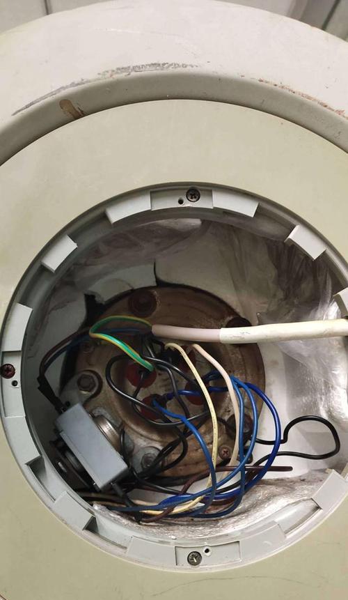 如何正确清洗以太阳能热水器（延长以太阳能热水器寿命的关键措施及方法）