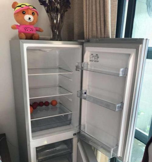 冰箱冰柜结冰的原因与解决办法（探究冰箱冰柜结冰的原因以及有效的解决方法）