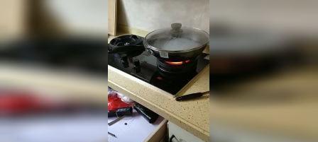 燃气灶异响的原因是什么？如何解决？