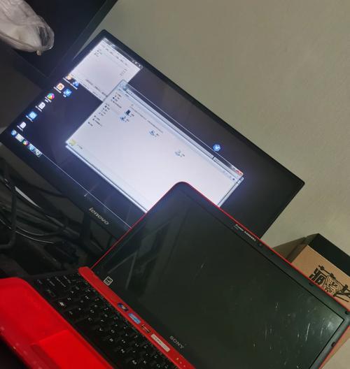 电脑板电子显示屏黑屏原因是什么？