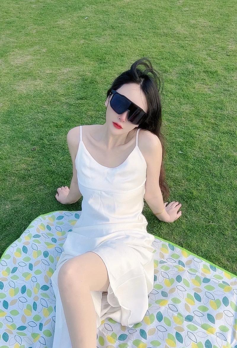 如何在抖音上拍摄情侣手机照片？有哪些创意技巧？