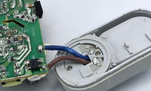 240伏充电器插头接线方法？安全操作指南是什么？