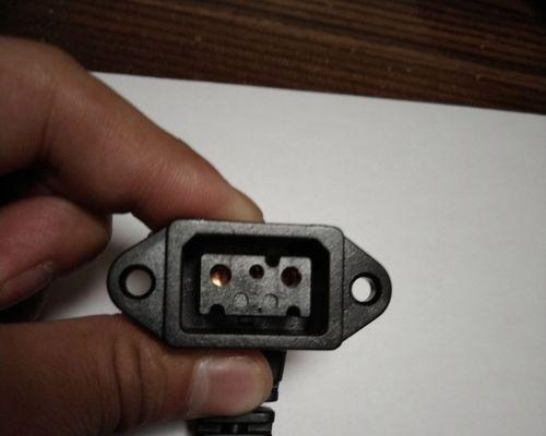 240伏充电器插头接线方法？安全操作指南是什么？