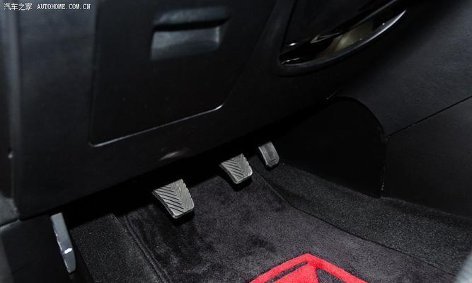 14年众泰t600网关模块的具体位置？