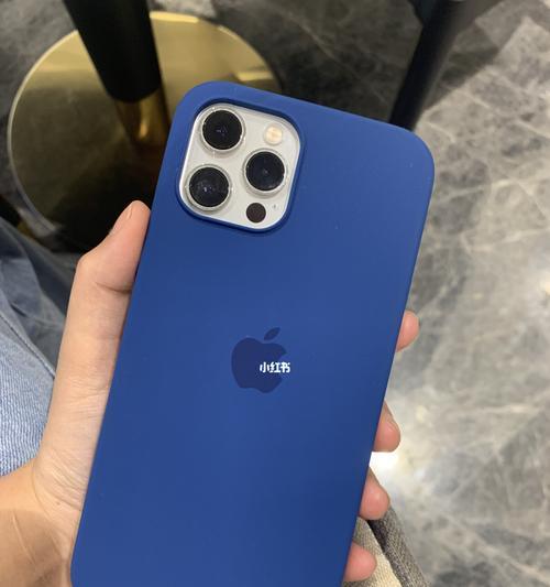 苹果手机壳液体蓝色材质是什么？有何特别之处？