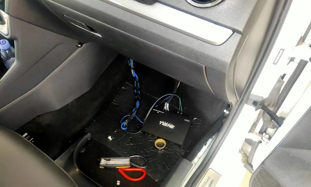 汽车模型低音炮改装方法是什么？
