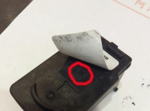 佳能碳粉盒拆卸步骤是什么？