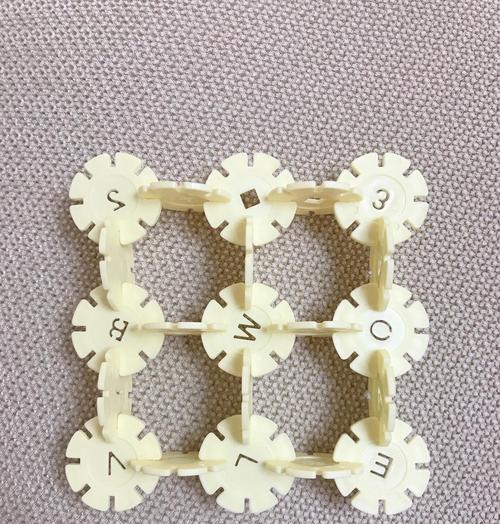 手机支架雪花片的制作方法是什么？
