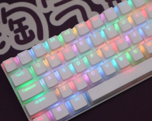 白色树脂键盘壳是什么材质？有哪些特点？