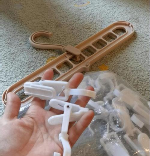 数据线用挂钩收纳方法是什么？