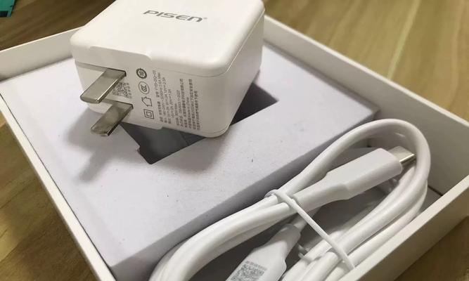 笔记本电源适配器爆闪是为什么？
