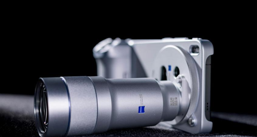 vivoX300Ultra真机现身MWC：全焦段4K120P，可选配400mm增距镜